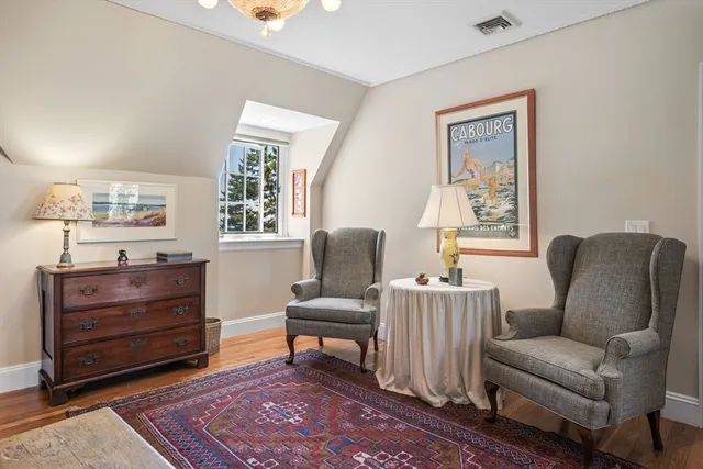 a view of utility room