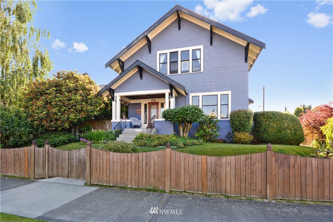 2202 Rockefeller Avenue Everett, WA 98201 - Photo 1 of 15