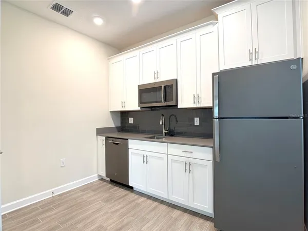 $2,950 | 2638 Camden Park Loop, Davenport, FL 33837