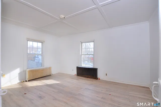 $269,999 | 118 Meadow Street, Winchester, CT 06098