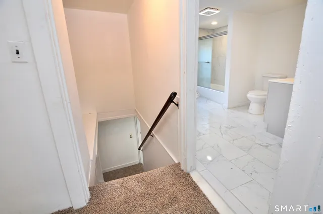 $269,999 | 118 Meadow Street, Winchester, CT 06098