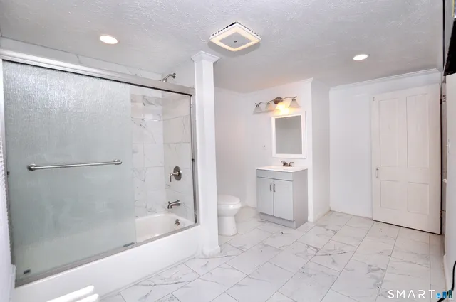 $269,999 | 118 Meadow Street, Winchester, CT 06098