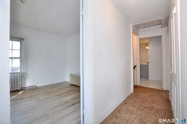 $269,999 | 118 Meadow Street, Winchester, CT 06098