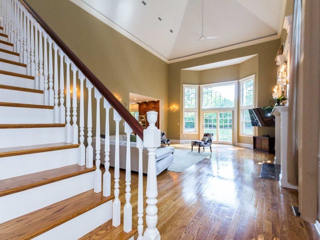 82 Exeter Street Newton, MA 02465 - Photo 12 of 28 Gallery Image 12