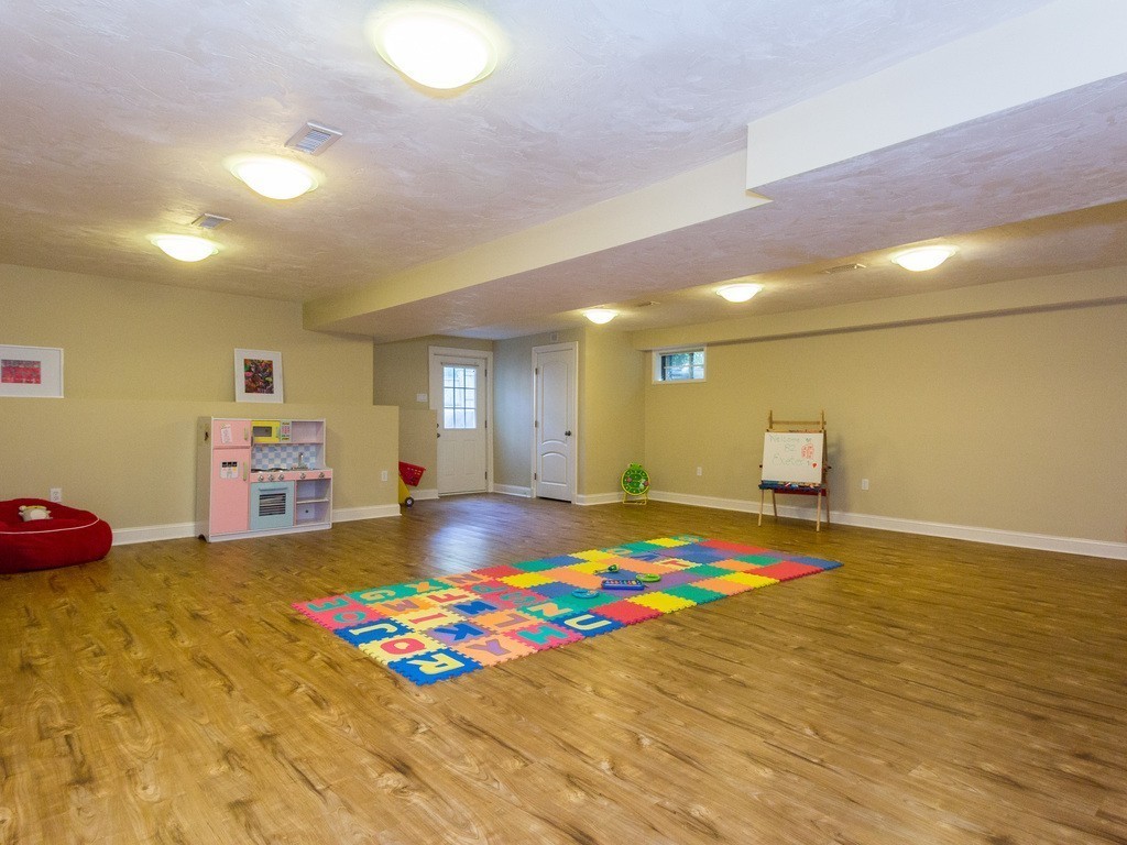 82 Exeter Street Newton, MA 02465 - Photo 25 of 28 Gallery Image 25