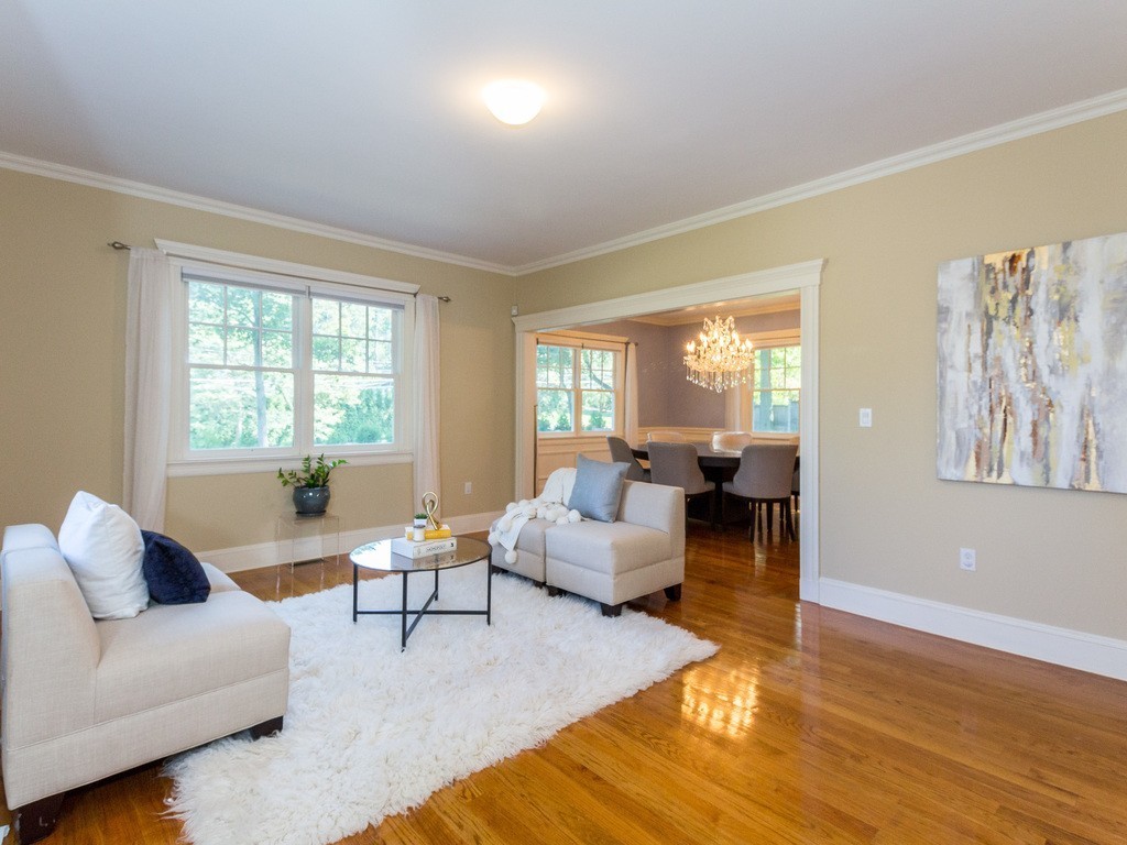 82 Exeter Street Newton, MA 02465 - Photo 5 of 28 Gallery Image 5
