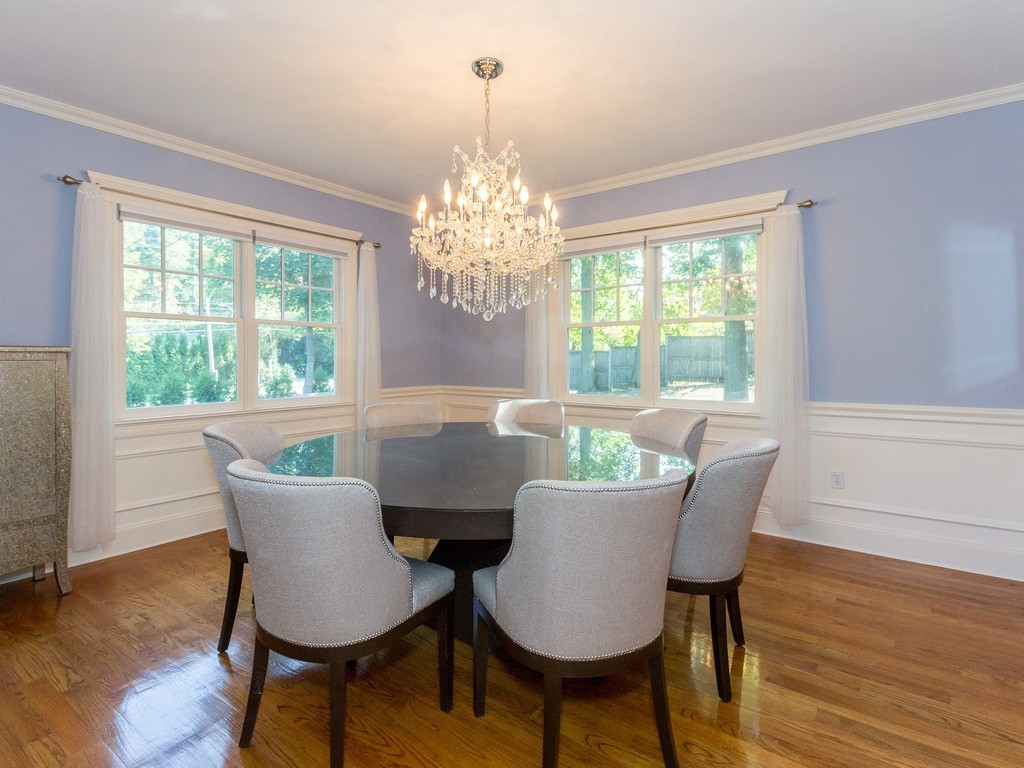 82 Exeter Street Newton, MA 02465 - Photo 6 of 28 Gallery Image 6