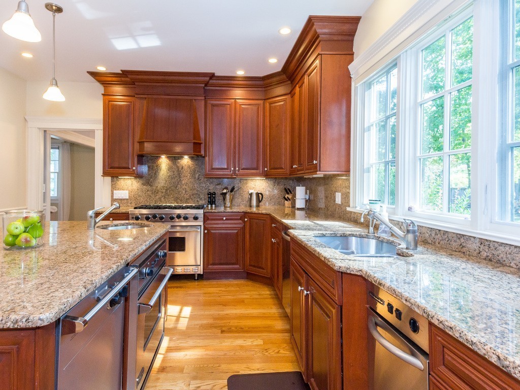 82 Exeter Street Newton, MA 02465 - Photo 7 of 28 Gallery Image 7