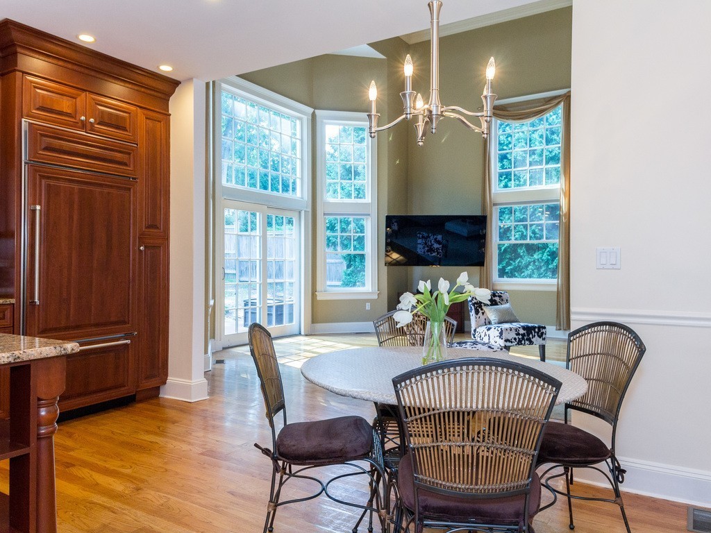 82 Exeter Street Newton, MA 02465 - Photo 9 of 28 Gallery Image 9