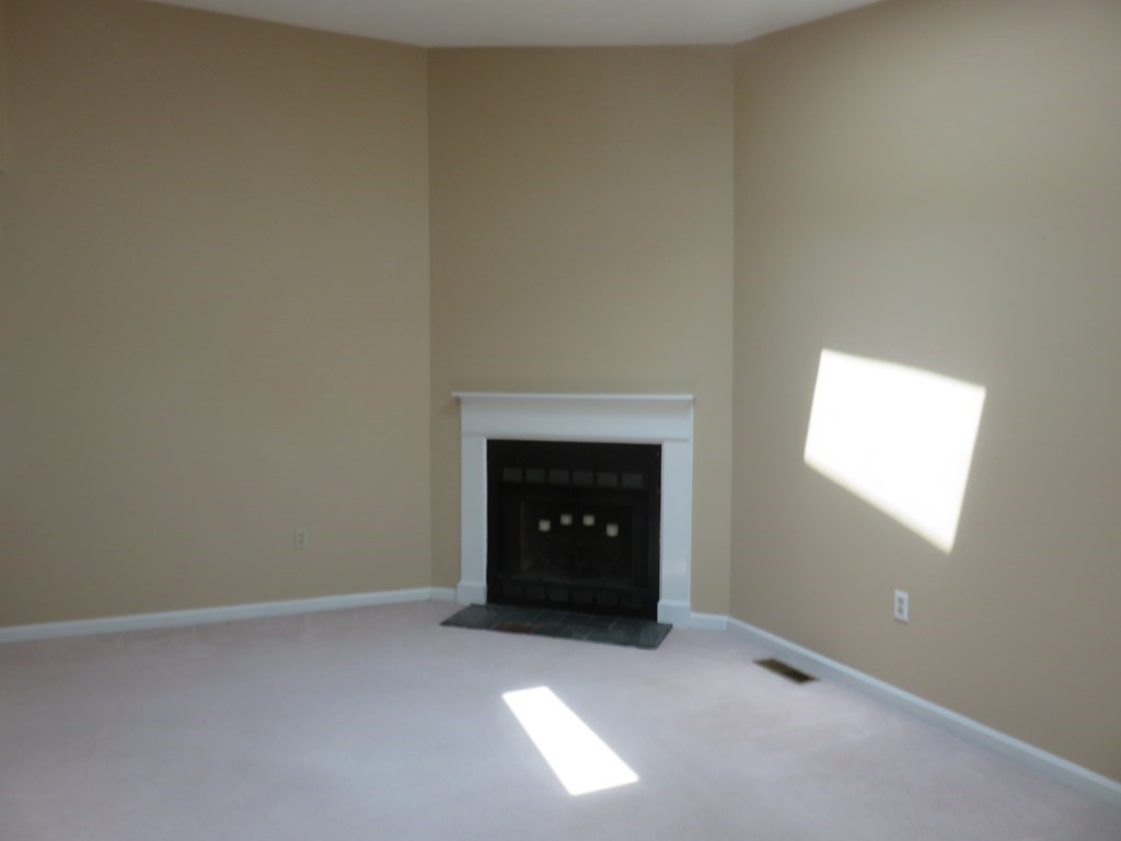 13 Nottingham Road, Unit 13 Grafton, MA 01519 - Photo 10 of 40 Gallery Image 10