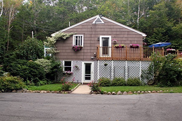 20 Loading Place Road Manchester, MA 01944 - Photo 1 of 14 Gallery Image 1