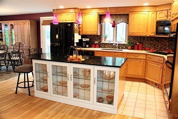 20 Loading Place Road Manchester, MA 01944 - Photo 3 of 14 Gallery Image 3