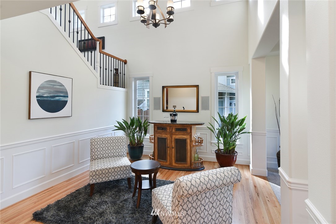 22548 5th Place West Bothell, WA 98021 - Photo 17 of 38 a living room with furniture and a potted plant