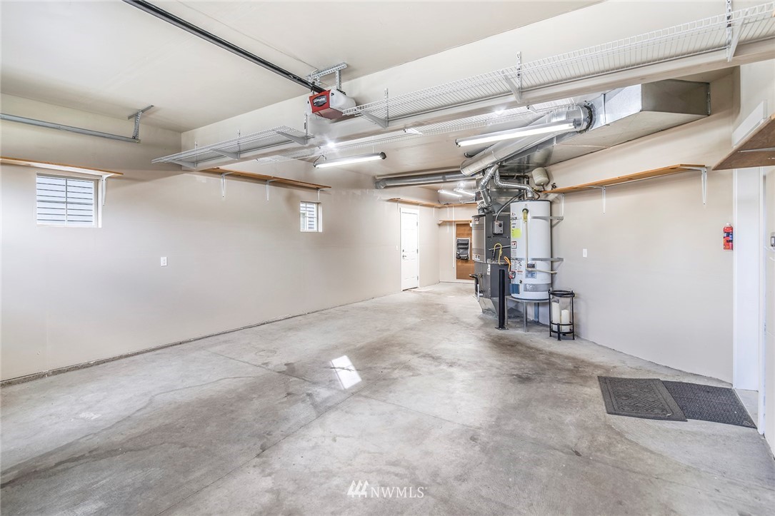 22548 5th Place West Bothell, WA 98021 - Photo 26 of 38 a view of a garage