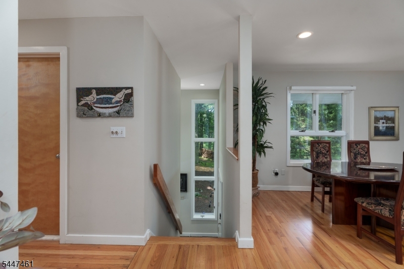 30 Poor Farm Road Pennington, NJ 08534 - Photo 4 of 43 Gallery Image 4