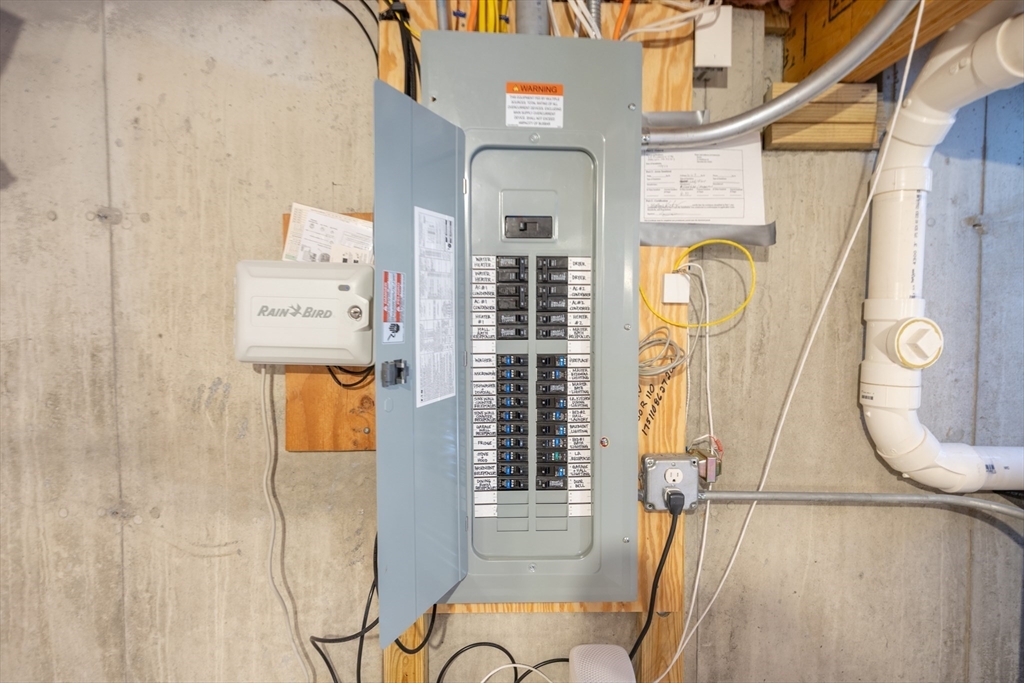 49 Pheasant Hill Road Attleboro, MA 02703 - Photo 23 of 28