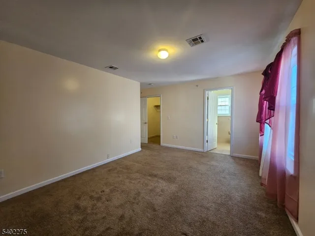 $2,300 | 129 South 9th Street, Newark, NJ 07107