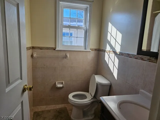 $2,300 | 129 South 9th Street, Newark, NJ 07107