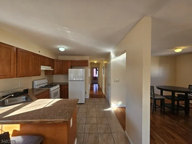 $2,300 | 129 South 9th Street, Newark, NJ 07107