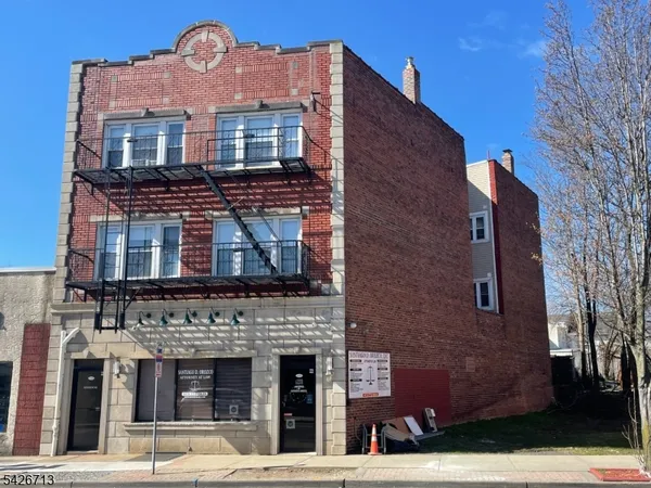 $1,350 | 1109 Main Avenue, Unit 5, Clifton, NJ 07011
