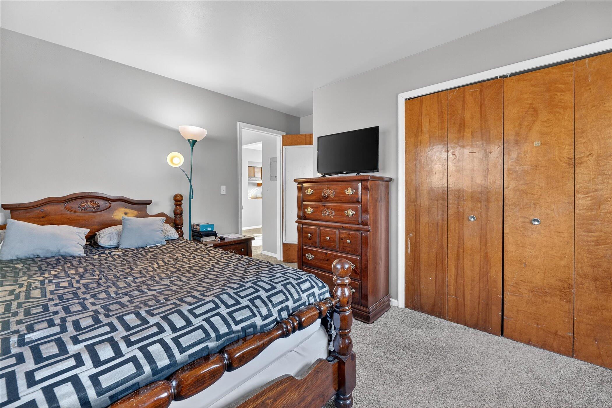 19511 Greenfield Road Detroit, MI 48235 - Photo 25 of 38 25-19511-Greenfield-Rd-Detroit-MI-48235-