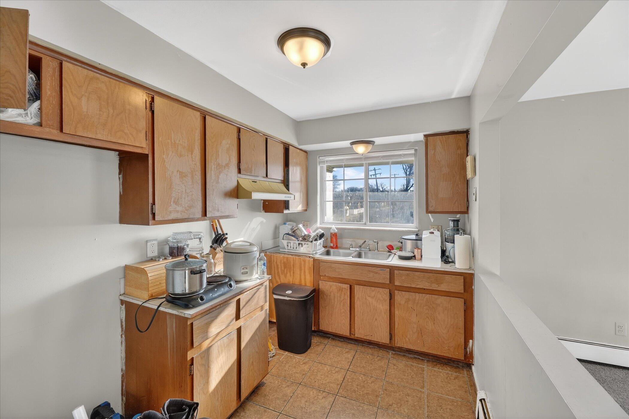 19511 Greenfield Road Detroit, MI 48235 - Photo 9 of 38 09-19511-Greenfield-Rd-Detroit-MI-48235-