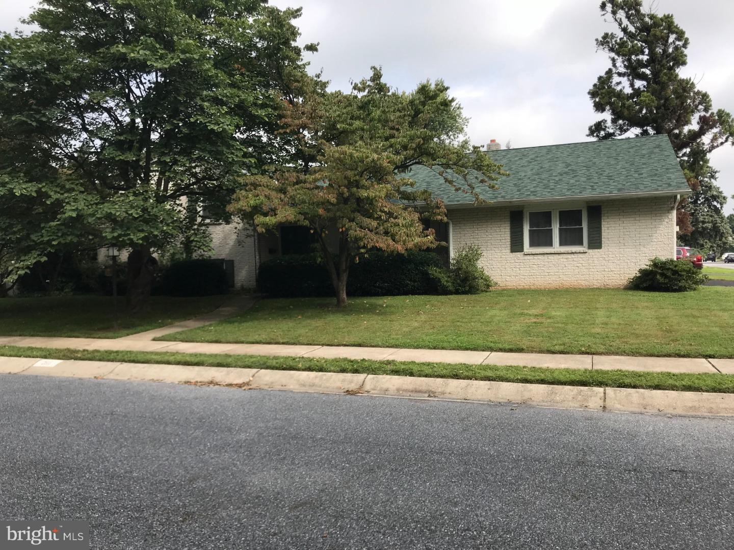 2515 Sherwood Road Reading, PA 19610 - Photo 1 of 15