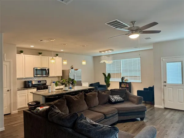 $2,200 | 3902 Deledda Drive, Katy, TX 77493