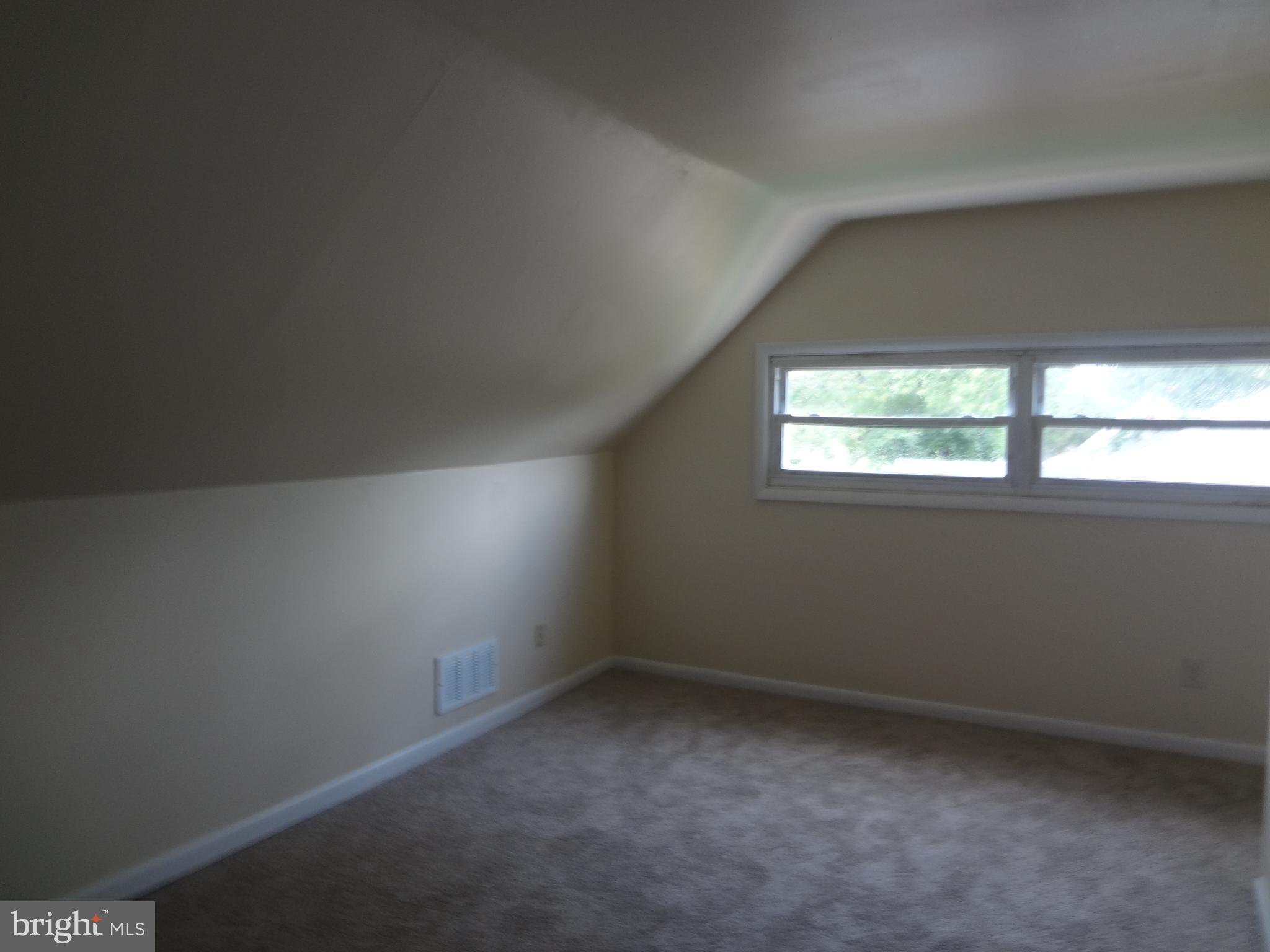 126 Kenmark Road Newark, DE 19713 - Photo 22 of 67 Upstairs Bedroom 2