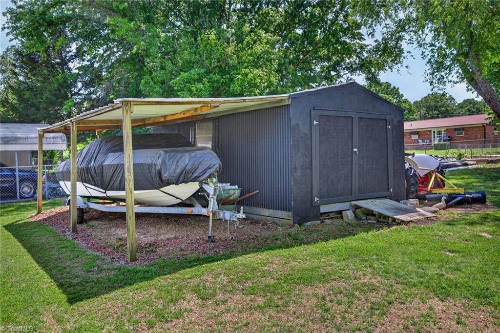 166 Roberts Road Eden, NC 27288 - Photo 38 of 39
