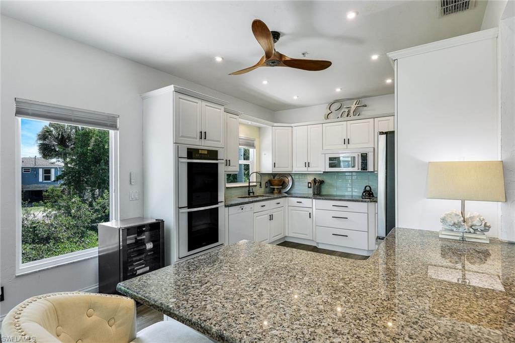 3858 Riviera Circle Bonita Springs, FL 34134 - Photo 21 of 49