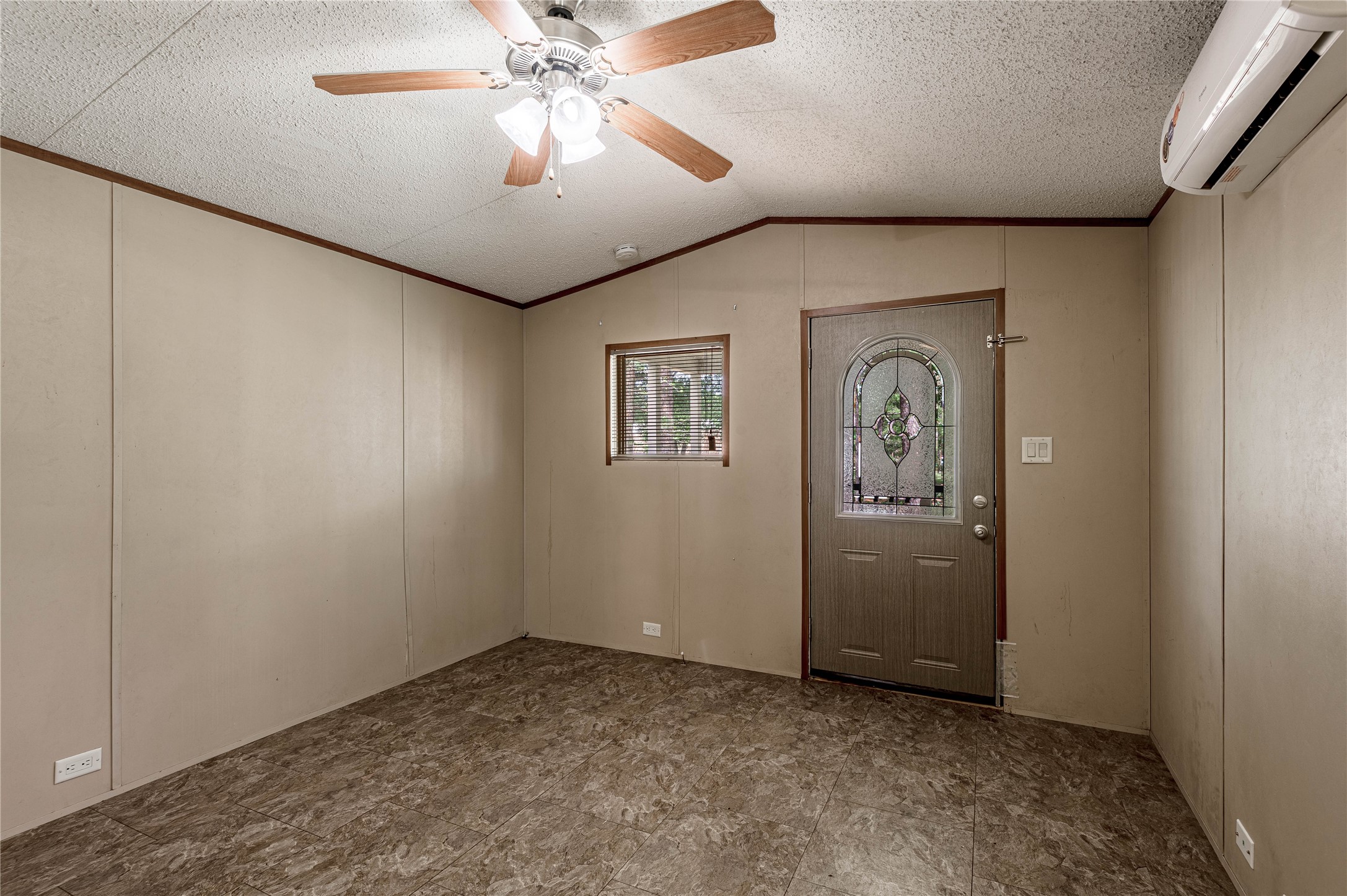 25 Starlight Drive Huntsville, TX 77320 - Photo 3 of 21