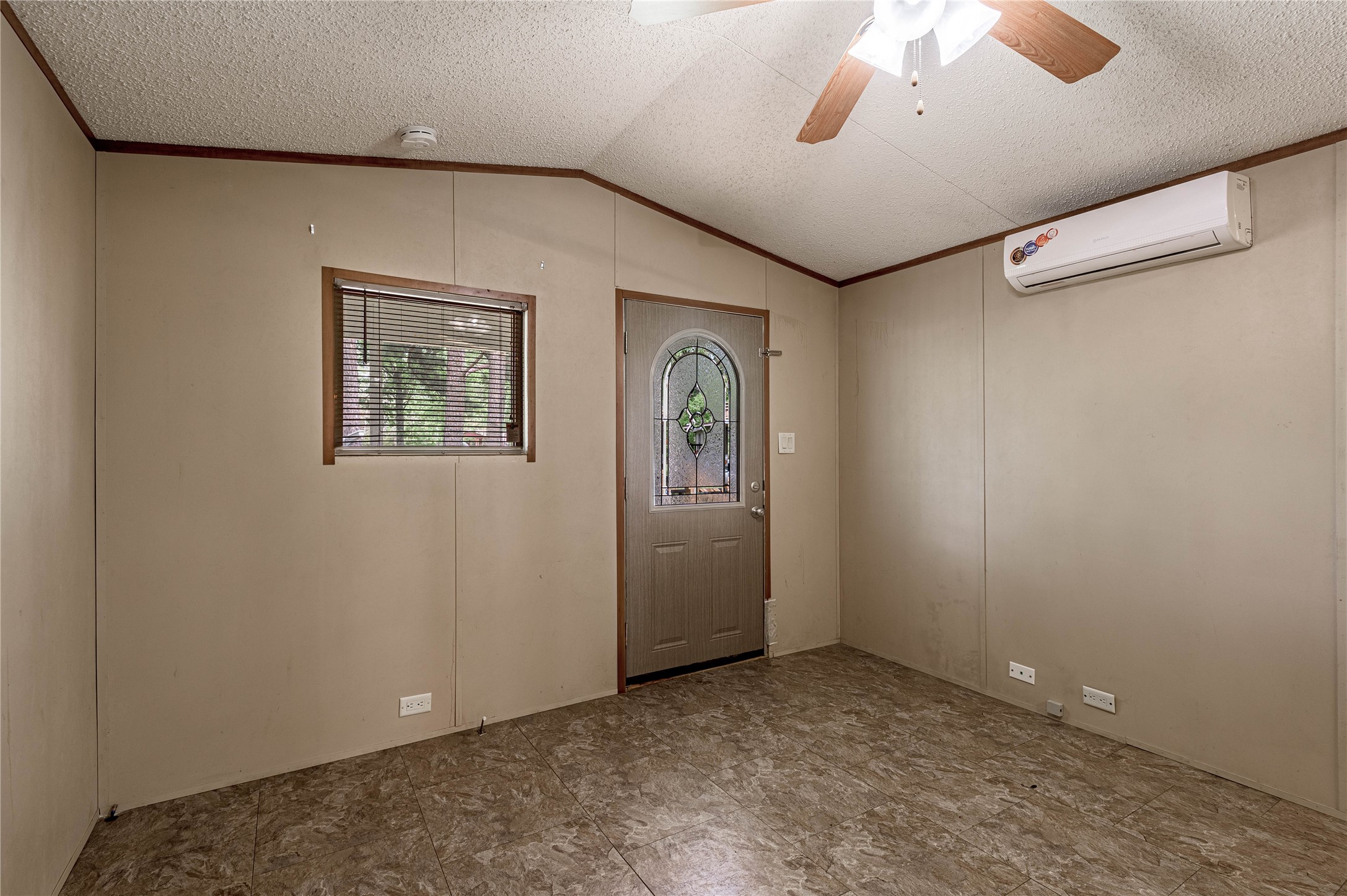 25 Starlight Drive Huntsville, TX 77320 - Photo 4 of 21