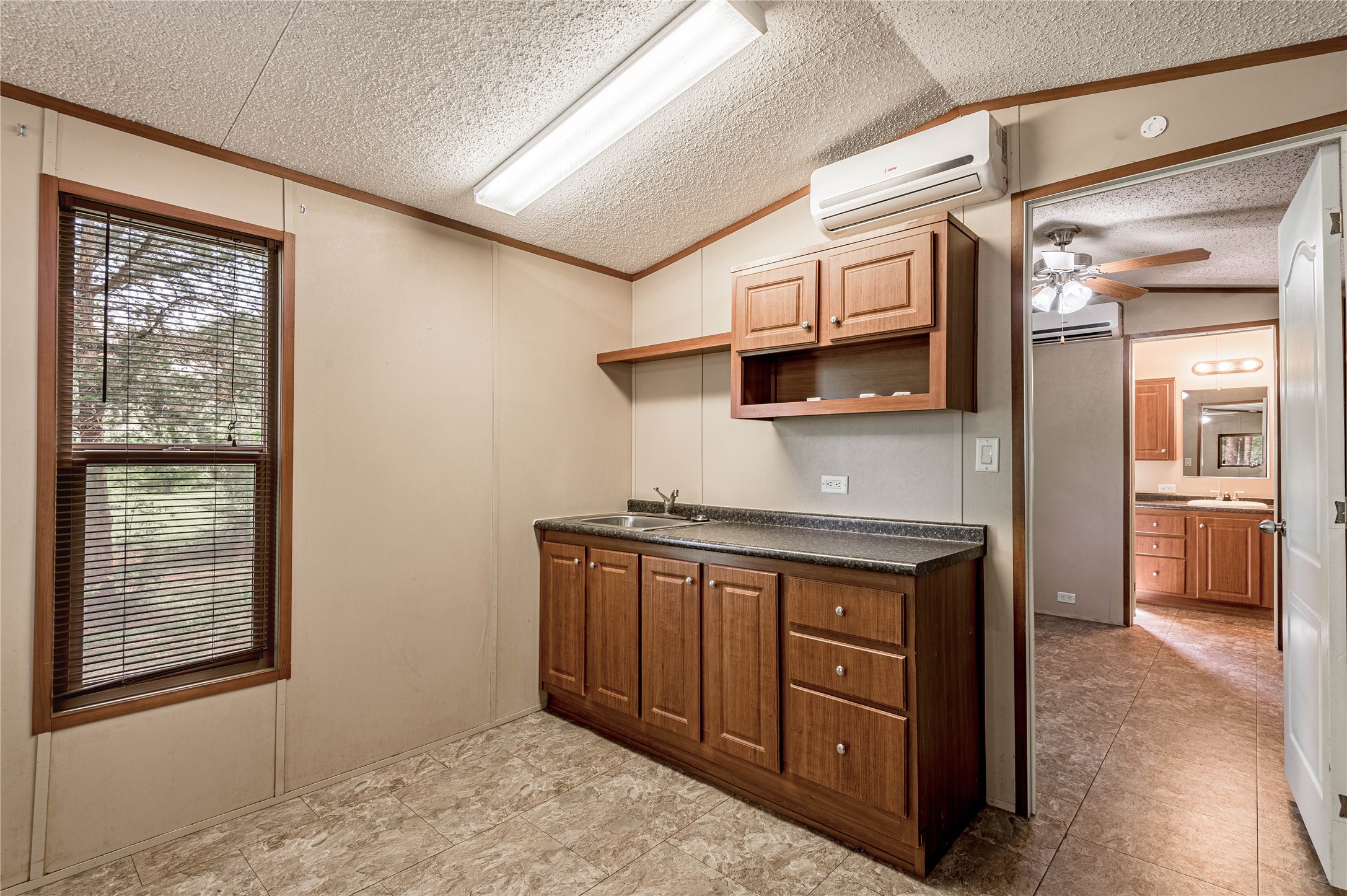 25 Starlight Drive Huntsville, TX 77320 - Photo 8 of 21