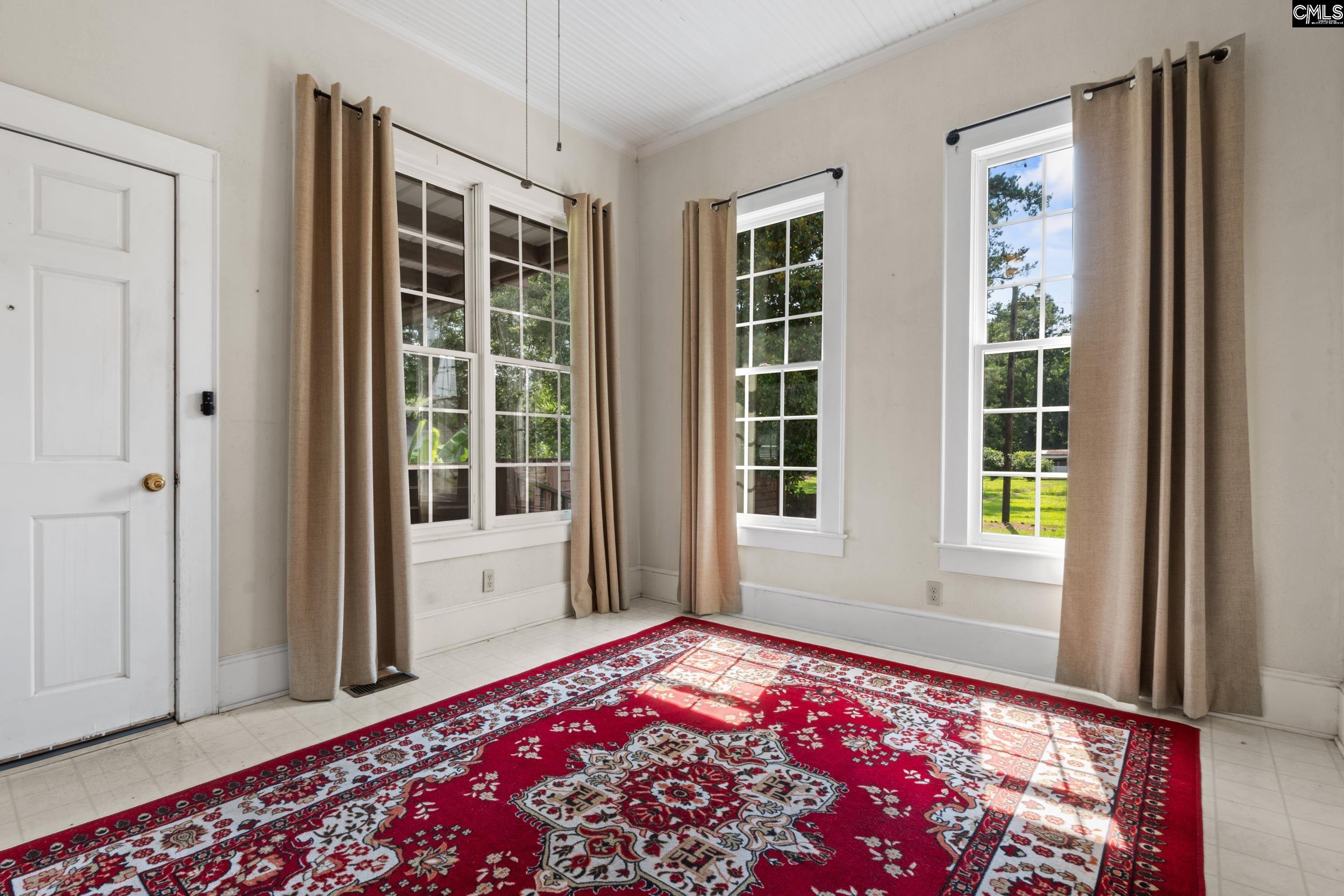 626 East Hampton Street Olanta, SC 29114 - Photo 14 of 31