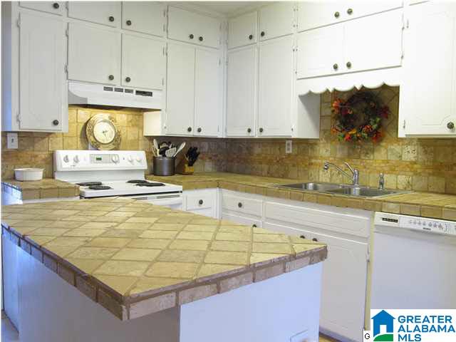 4319 Greenbrier Dear Road Anniston, AL 36207 - Photo 14 of 32