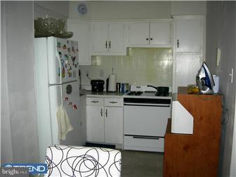 4070 Balwynne Park Road Philadelphia, PA 19131 - Photo 7 of 12 Unit #2