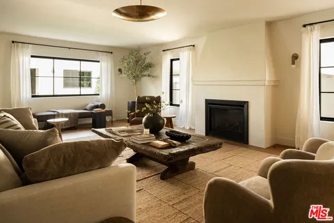 $3,395,000 | 933 South Sycamore Avenue, Los Angeles, CA 90036