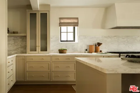 $3,395,000 | 933 South Sycamore Avenue, Los Angeles, CA 90036