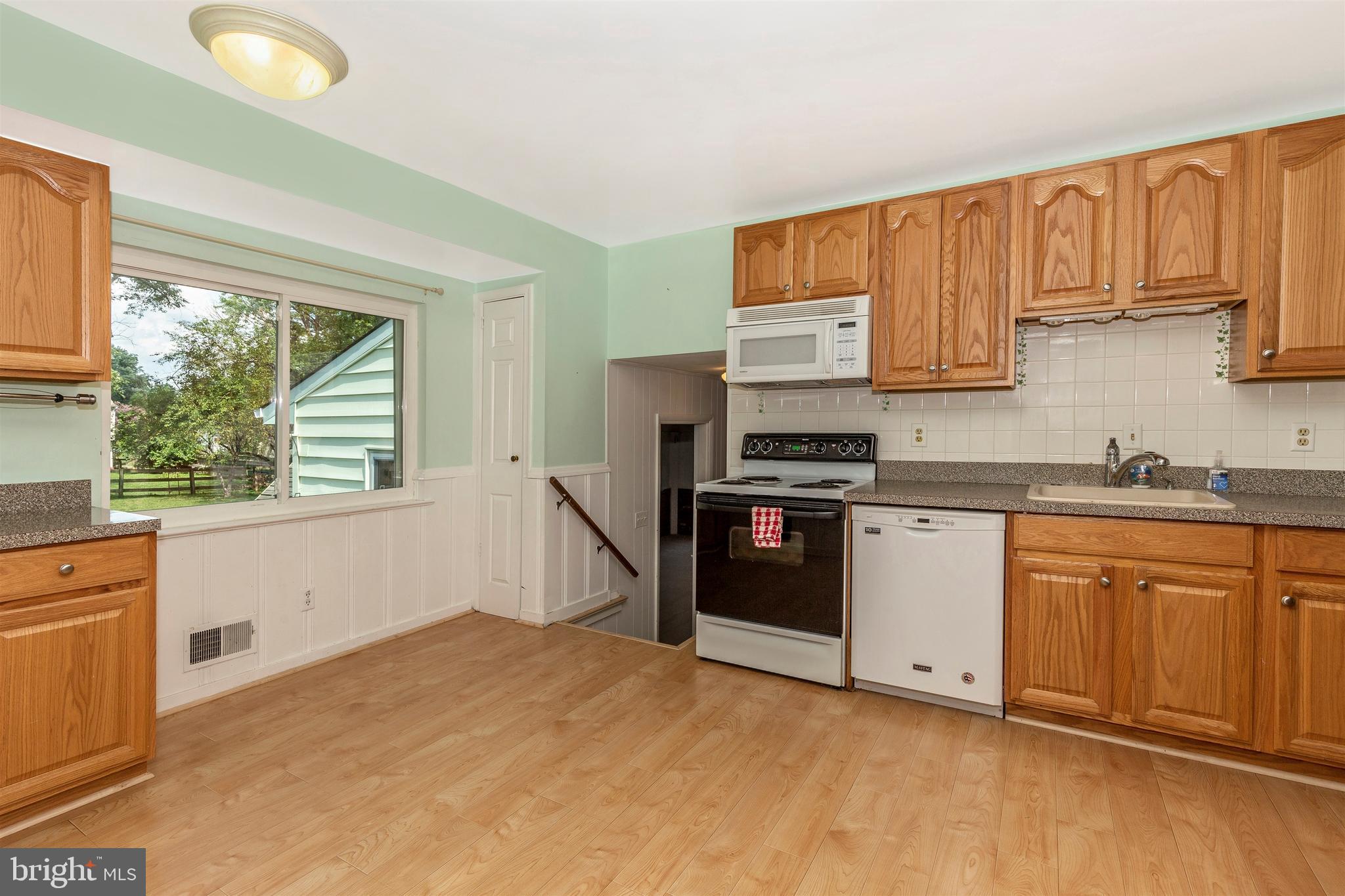 17301 Brown Road Poolesville, MD 20837 - Photo 19 of 35