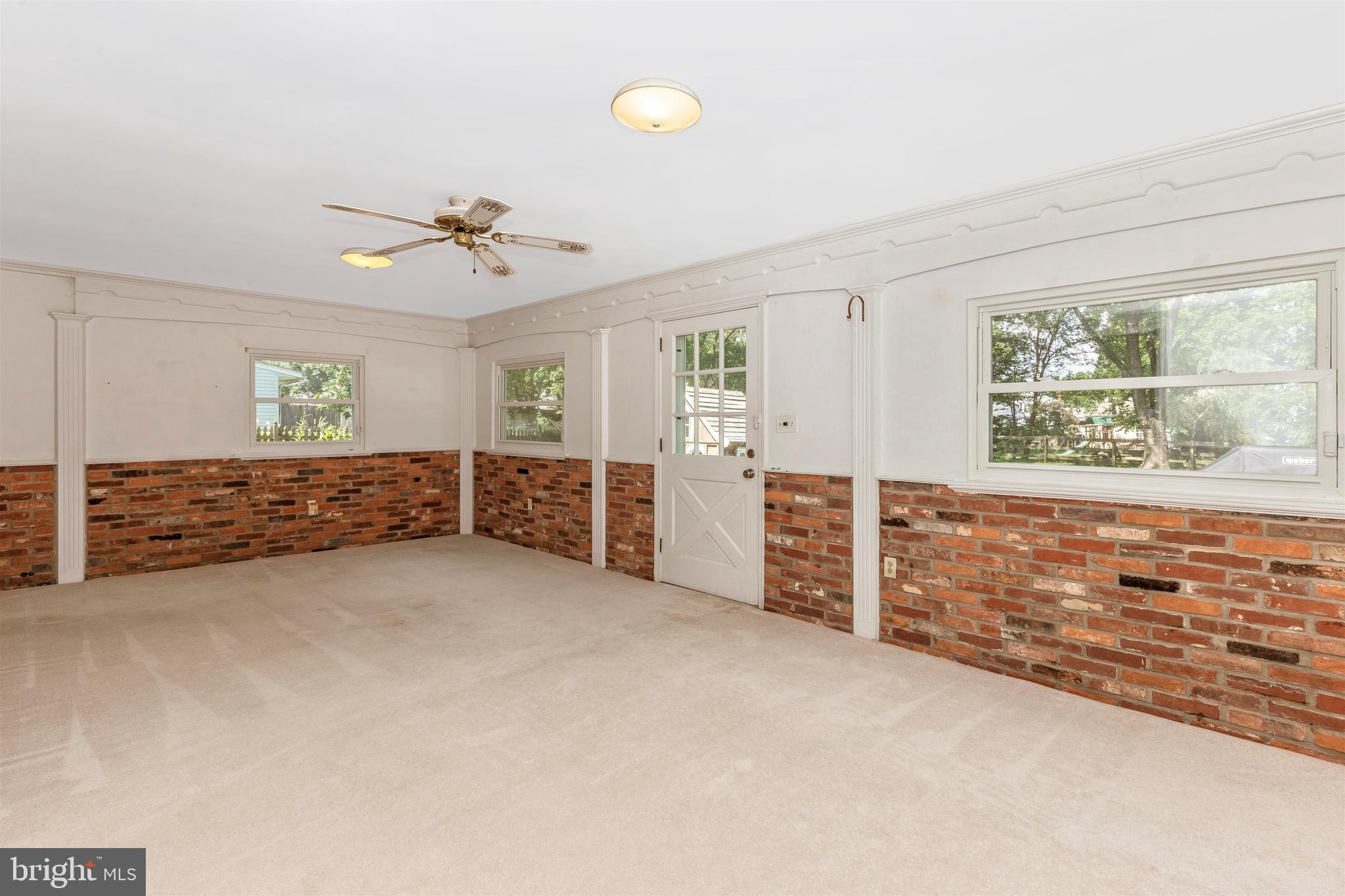 17301 Brown Road Poolesville, MD 20837 - Photo 22 of 35