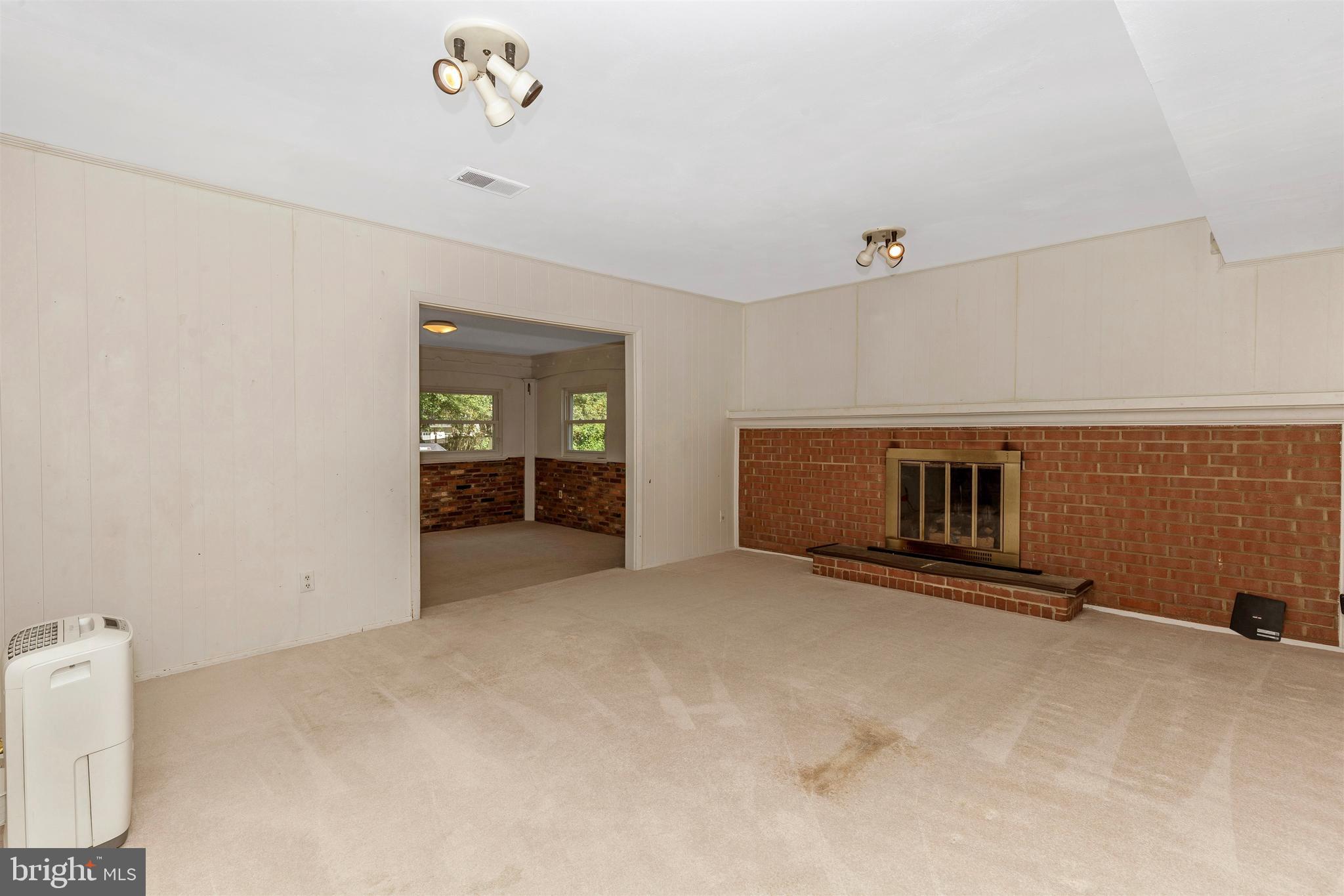 17301 Brown Road Poolesville, MD 20837 - Photo 23 of 35