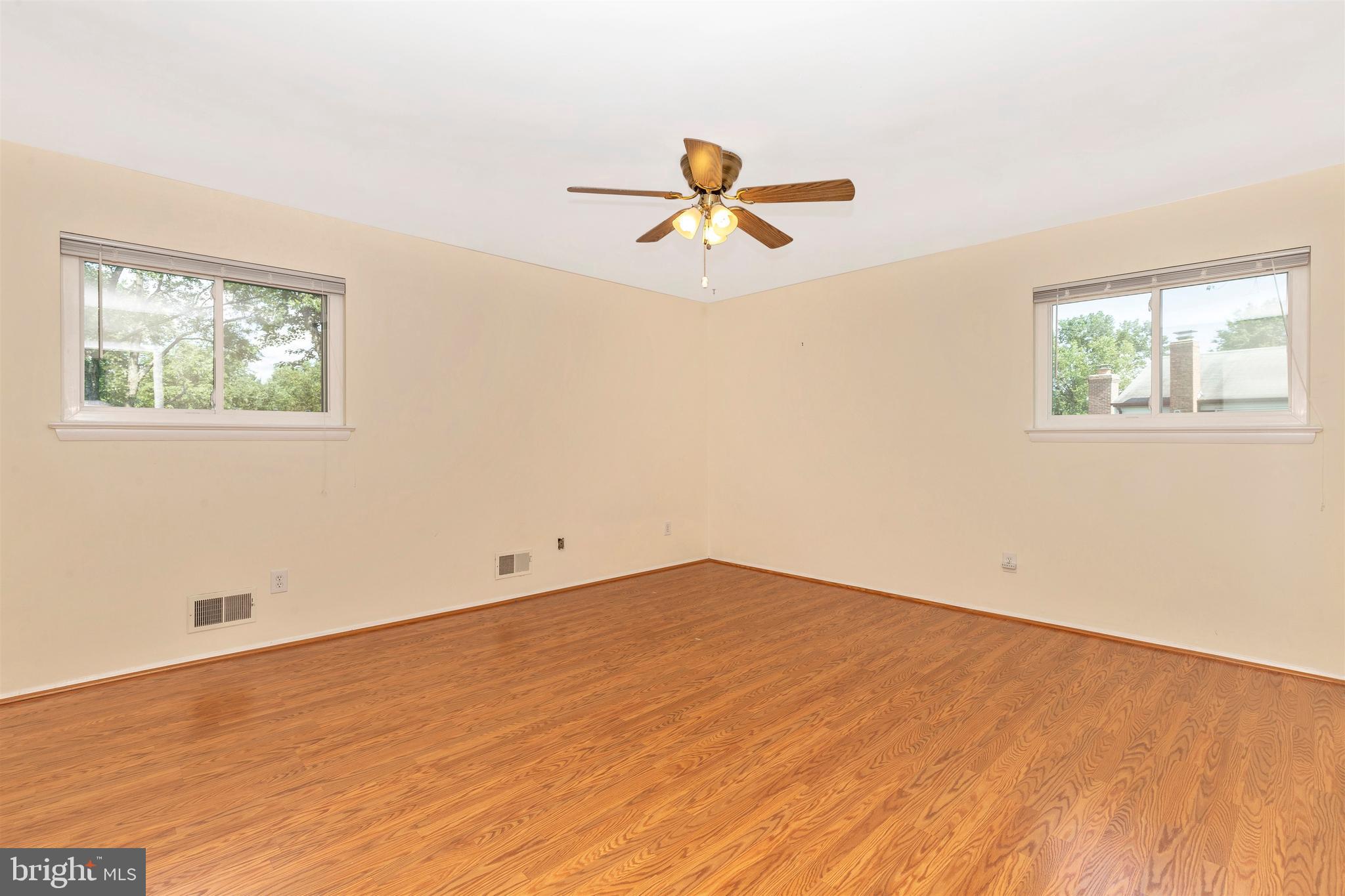 17301 Brown Road Poolesville, MD 20837 - Photo 26 of 35