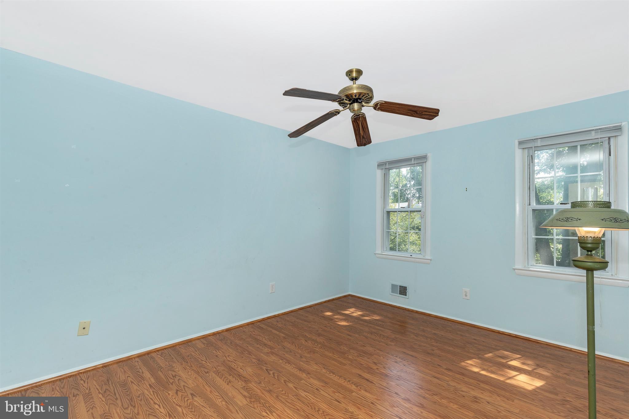 17301 Brown Road Poolesville, MD 20837 - Photo 32 of 35