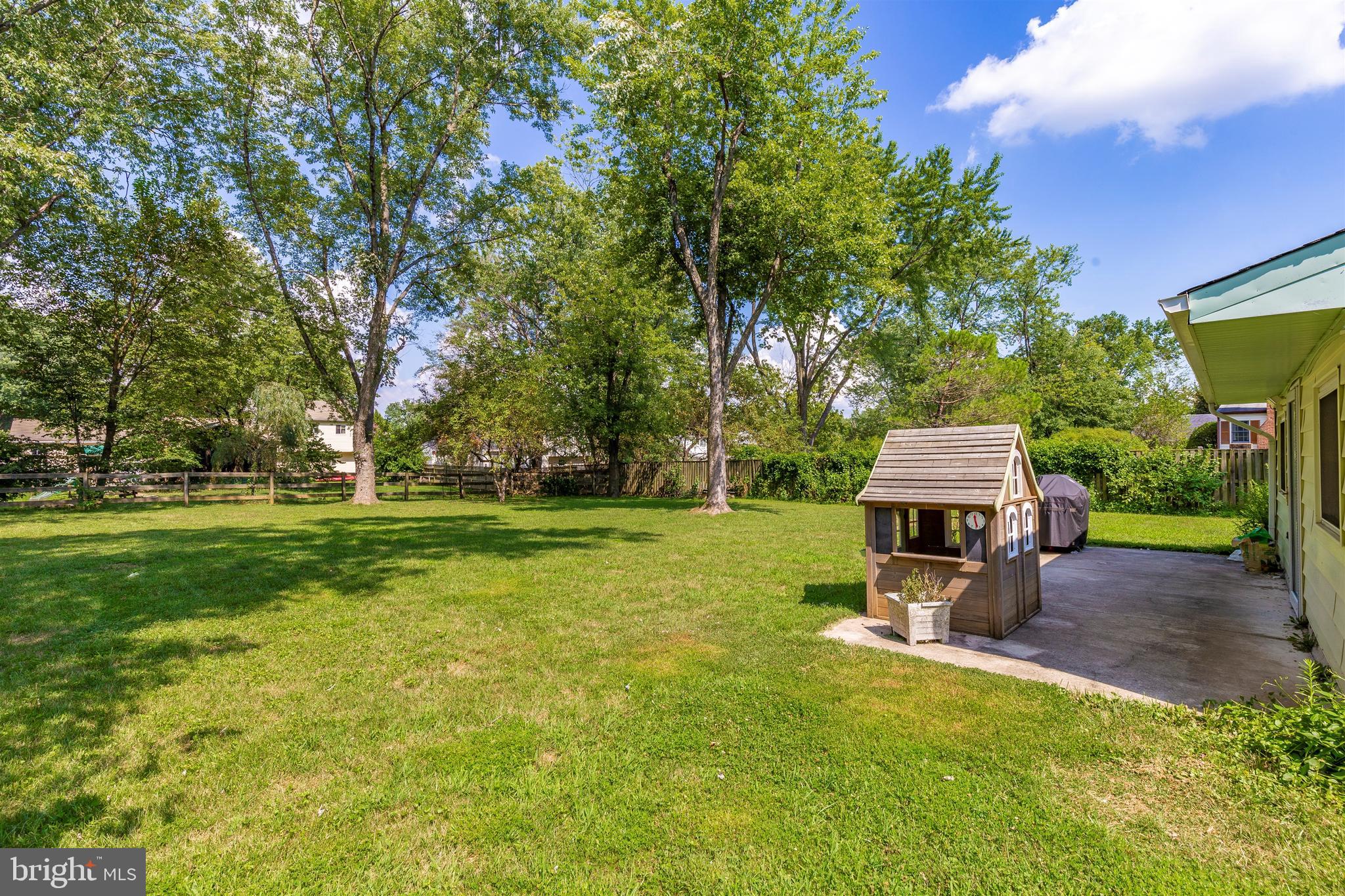 17301 Brown Road Poolesville, MD 20837 - Photo 8 of 35