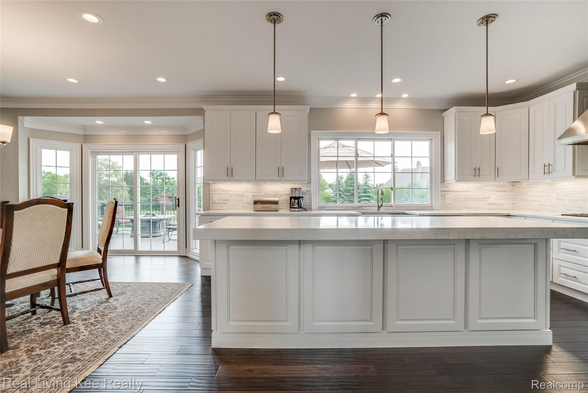 2675 Shorebrook Court Rochester, MI 48306 - Photo 41 of 98 Interiors (23 of 88).jpg