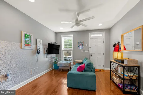 a house view with a outdoor space