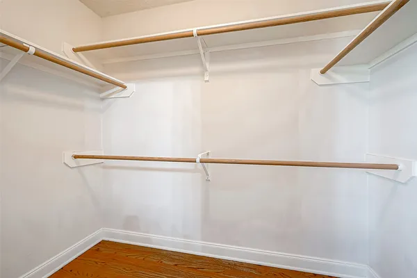 $2,000 | 11015 WARATH Oak Court, Houston, TX 77065