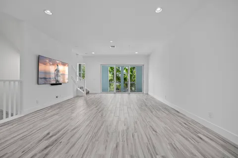 $905,000 | 5210 Beckman Terrace, Palm Beach Gardens, FL 33418