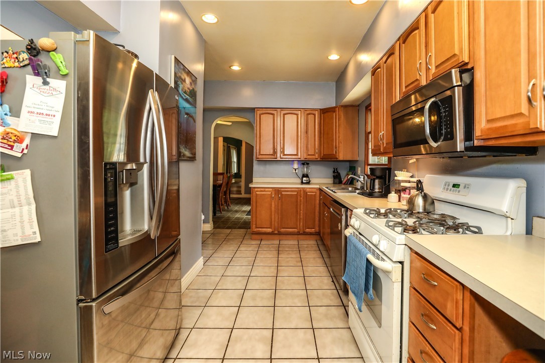 1104 North Howard Street Akron, OH 44310 - Photo 12 of 45